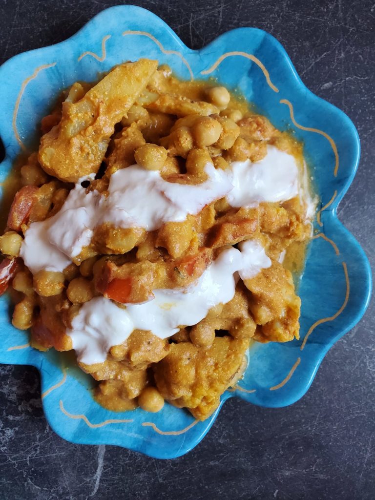Cauliflower Chickpea Curry 